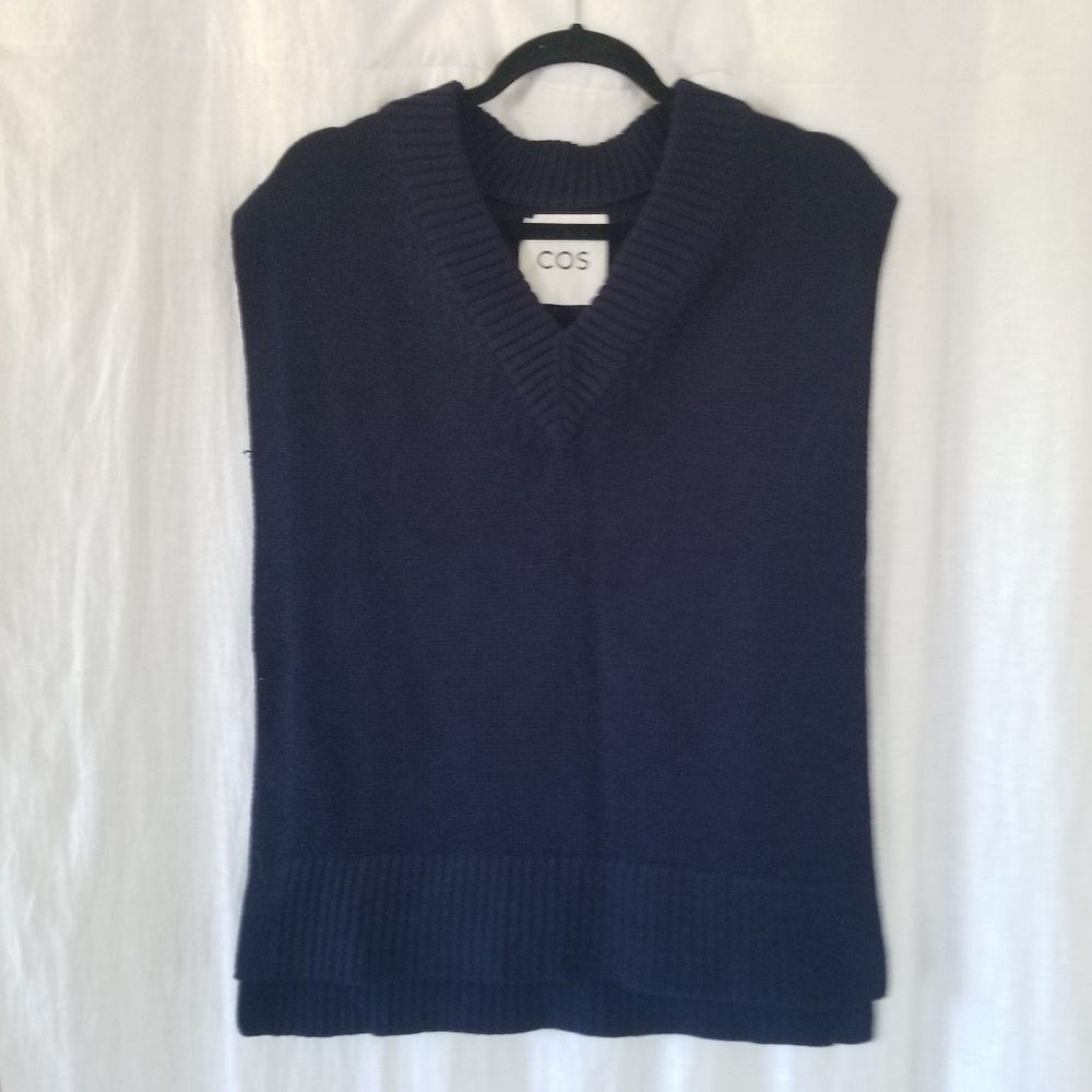 COS | Open Side V-Neck Wool /Cotton Vest